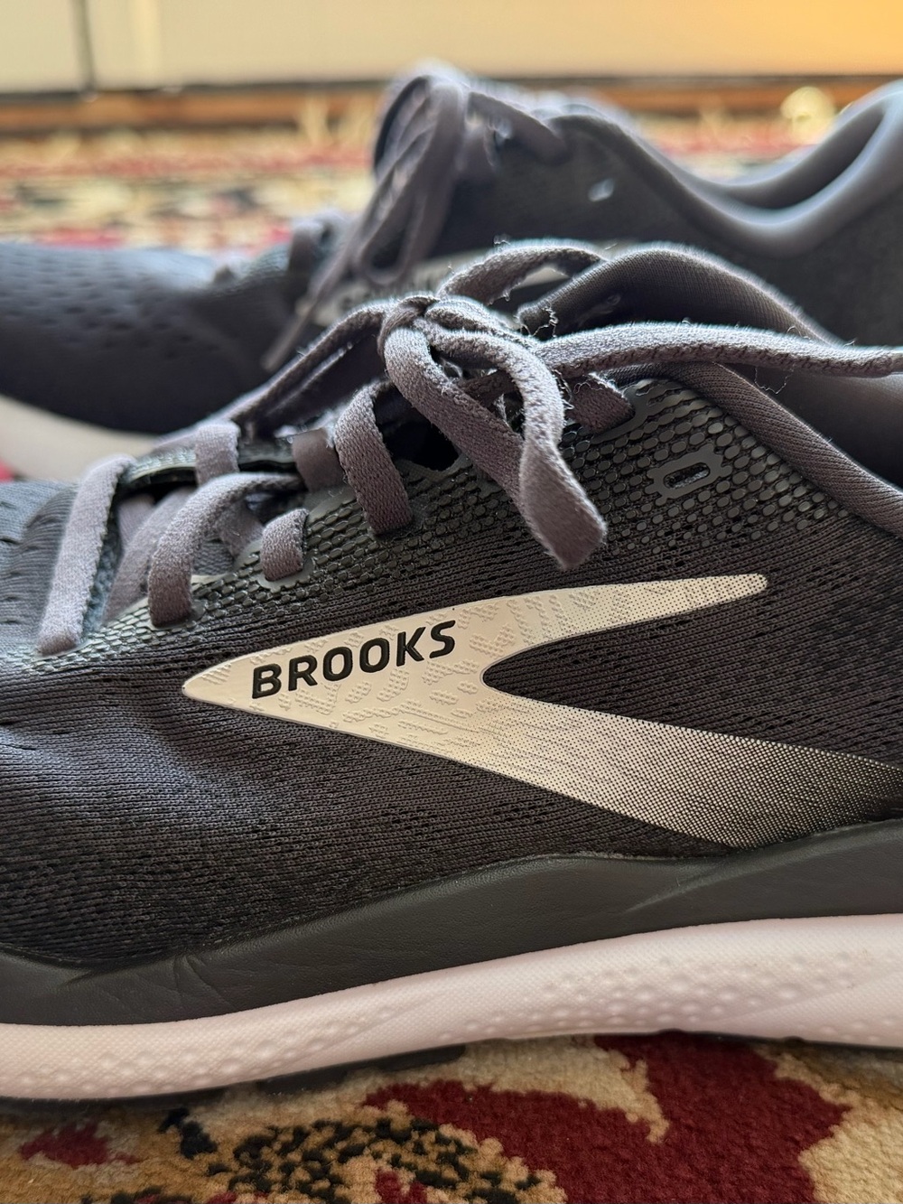 Brooks Women's Sneakers - Black with White Logo